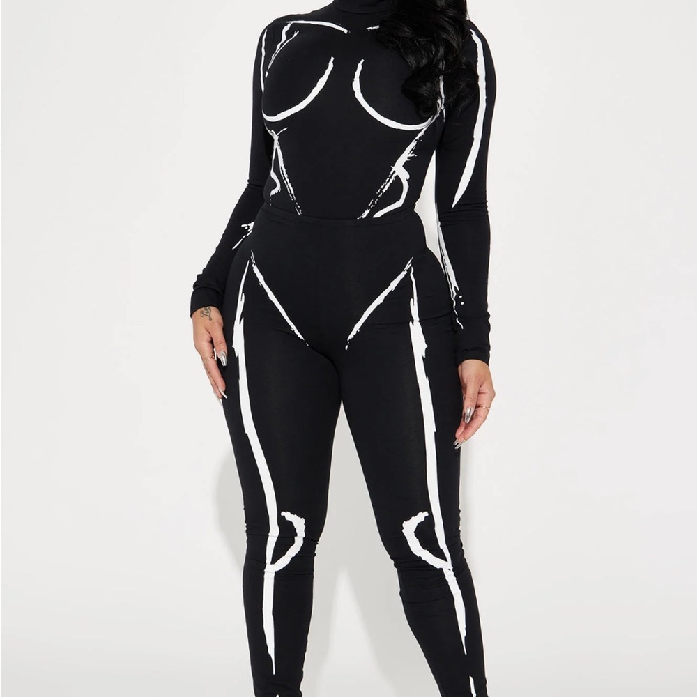 Feelin' The Body Heat Legging Set